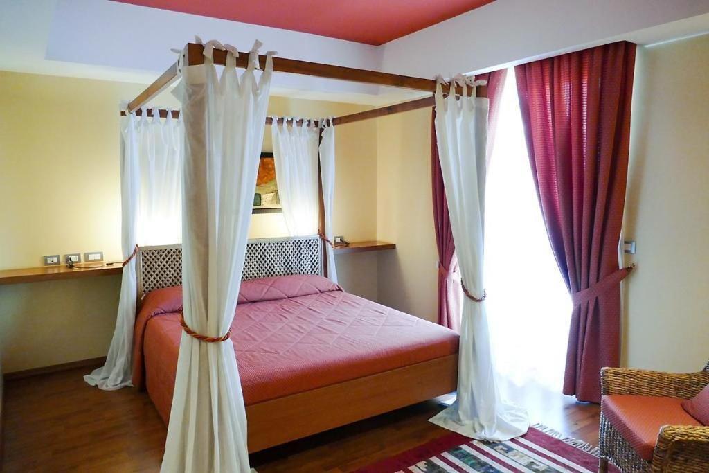 Stella Charming & Luxury Rooms Конверсано Экстерьер фото