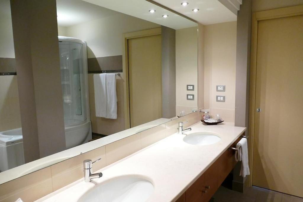 Stella Charming & Luxury Rooms Конверсано Экстерьер фото
